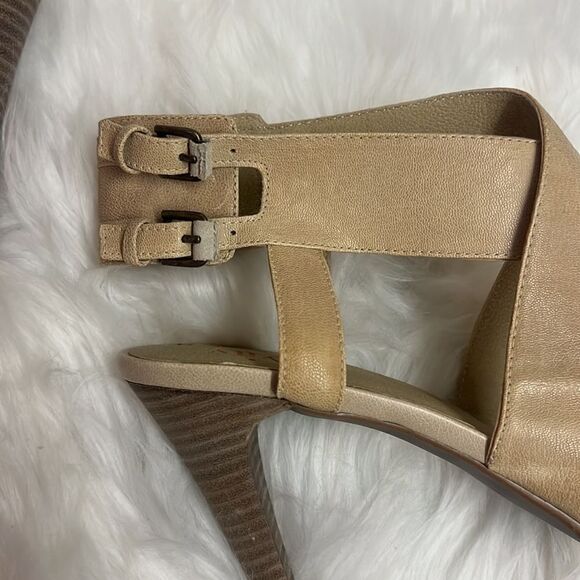 LEVITY Suede Soft Leather Eucalipto Tory Taupe Braided Crisscross Heels BIN 13 - Picture 4 of 10